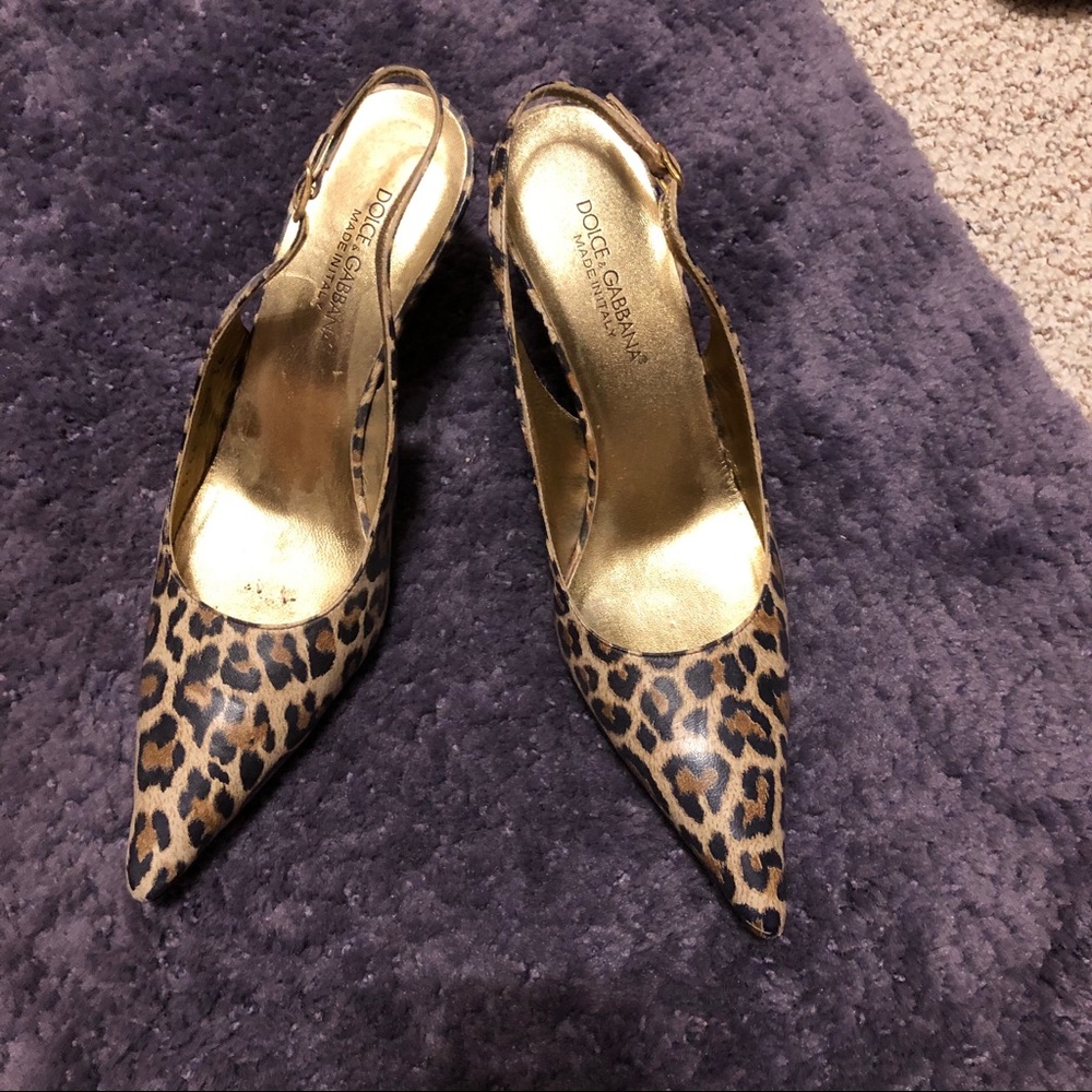 Brand new pumps by dolce and Gabbana!